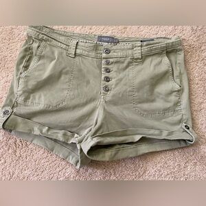 Torrid Olive Green Feel The Fit womens 20 Cuffed Utility Shorts Ladies